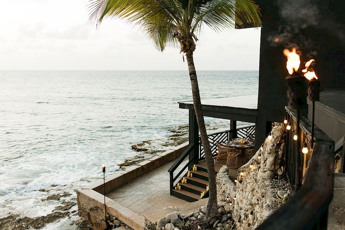 The Waves Cane Bay business image